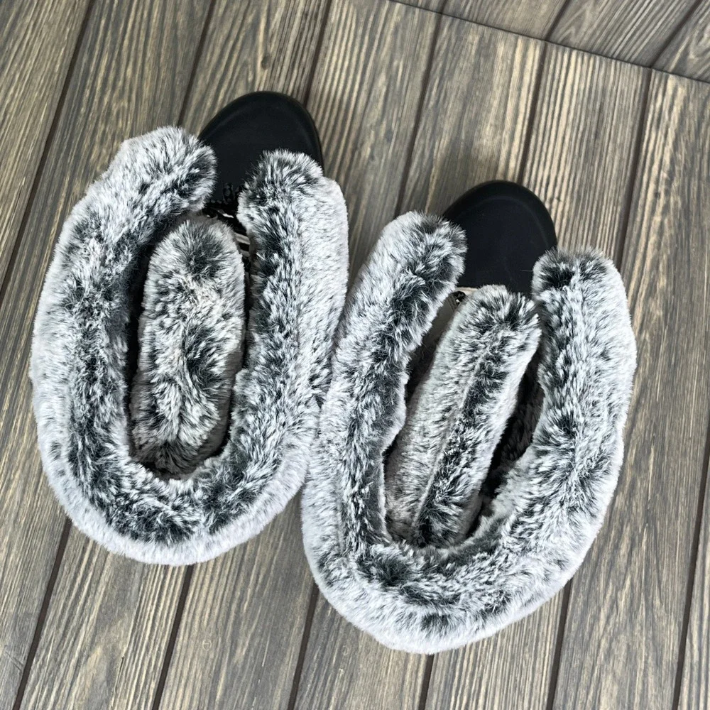 Khombu Emily Suede Winter Boots Wm 11 Gray Faux Fur Trim Lace‎ Up Snow Gorpcore